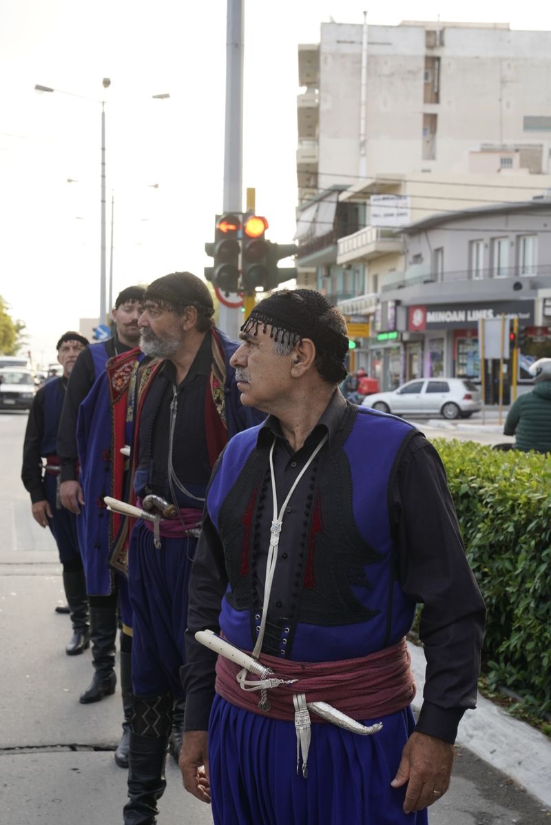 «Επέστρεψε» στην κρητική γη ο Μίκης Θεοδωράκης (pics+vid)