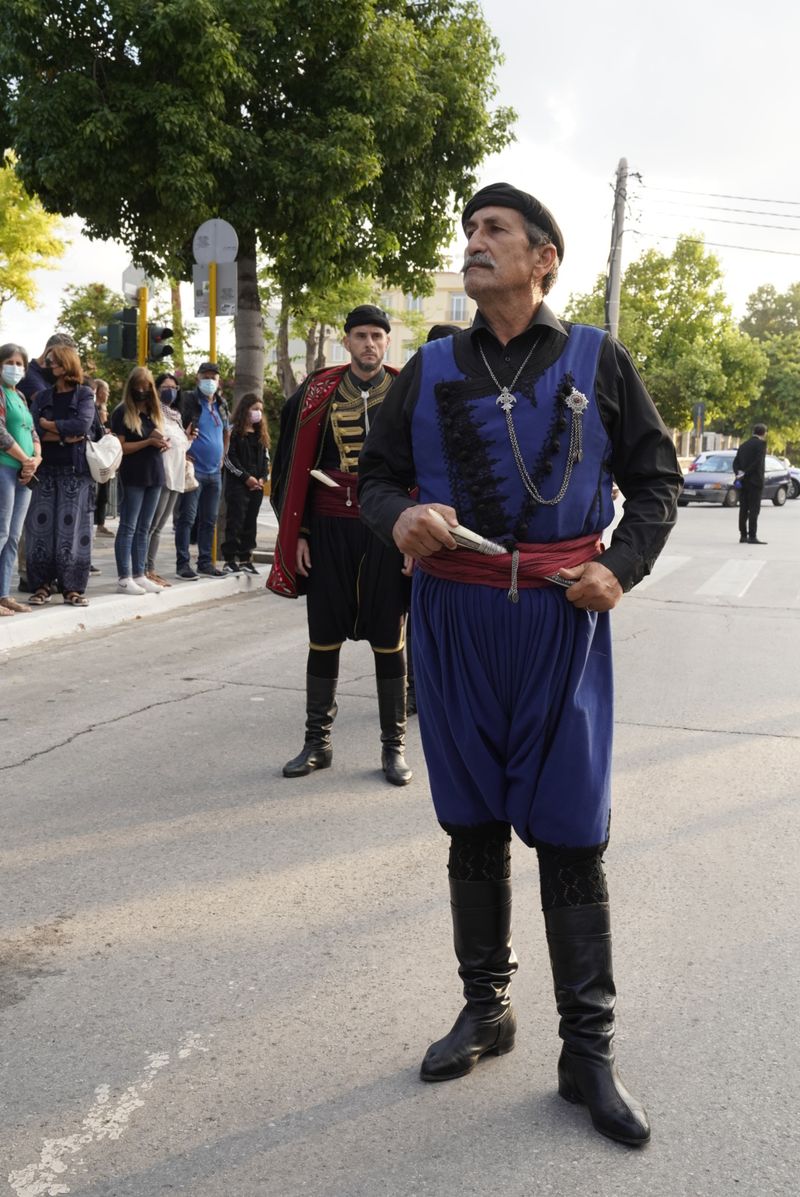 «Επέστρεψε» στην κρητική γη ο Μίκης Θεοδωράκης (pics+vid)