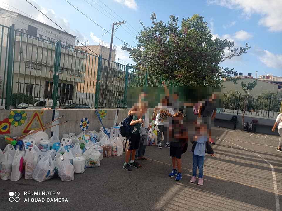 Οι μαθητές και οι γονείς του 46ου Δημοτικού Ηρακλείου στο πλευρό των πληγέντων από το σεισμό (pics)