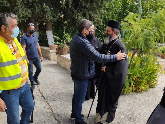 Στα σεισμόπληκτα χωριά του δήμου Αρχανών - Αστερουσίων ο υφυπουργός Αθλητισμού (pics)