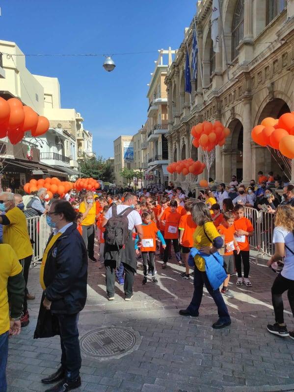 Στη βία η σιωπή δεν είναι χρυσός