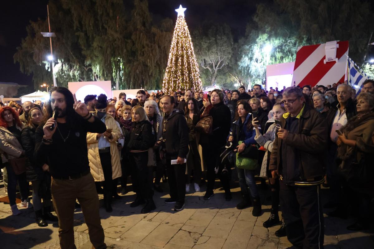 Ηράκλειο: Κυκλοφοριακό κομφούζιο λόγω... αντιεμβολιαστών (pics)