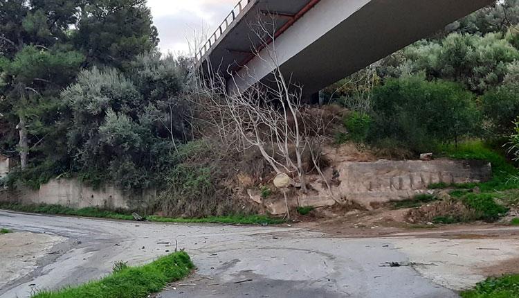 Σοκαριστικές φωτογραφίες από το σοβαρό τροχαίο στη γέφυρα της Παντάνασσας (pics)