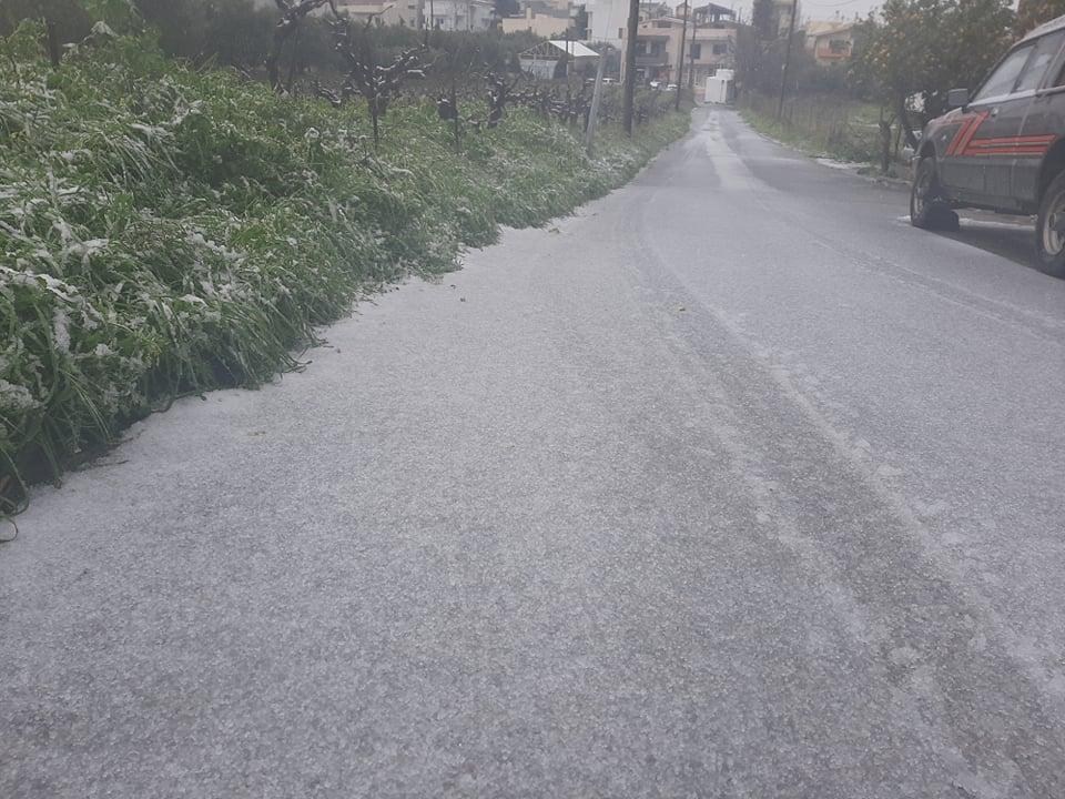 Ηράκλειο: Χιόνι και μέσα στην πόλη (pics)