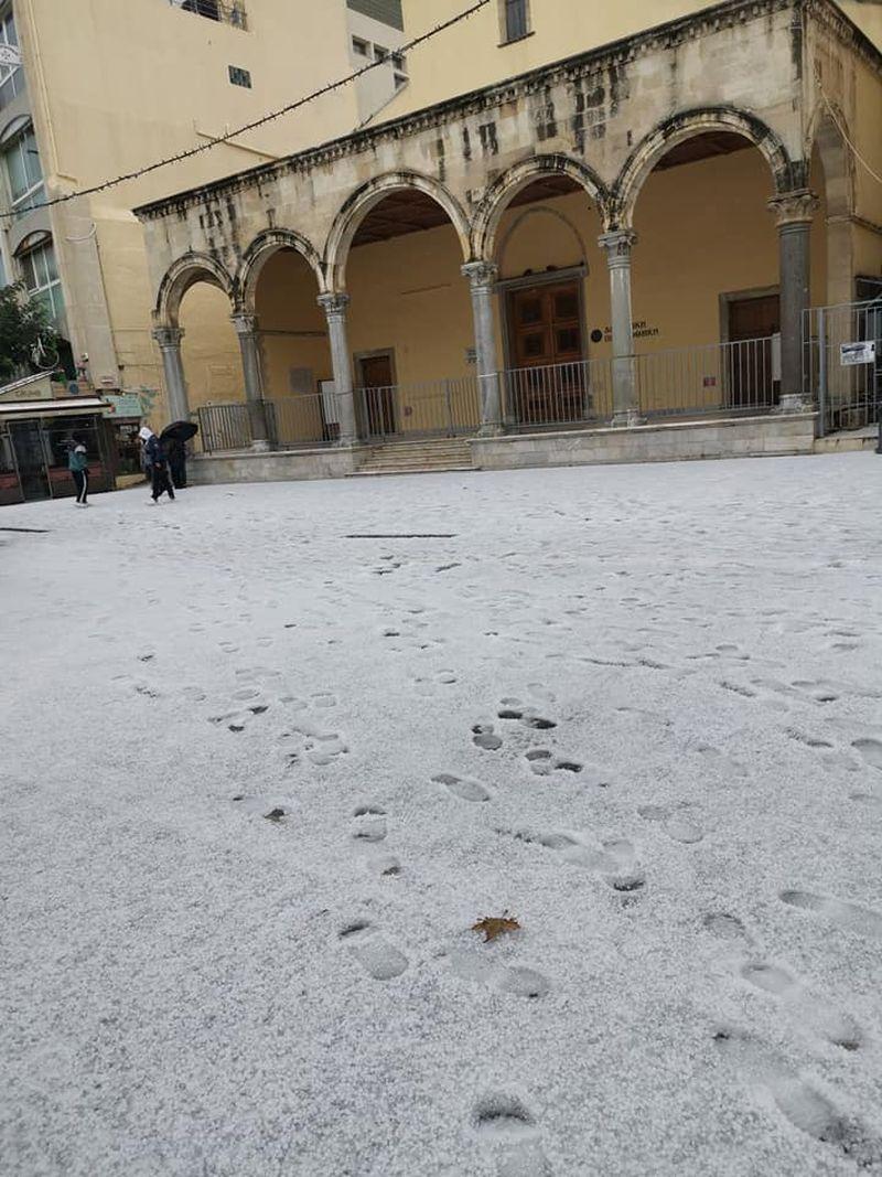 Στα λευκά «ντύθηκε» το Ηράκλειο (pics+vid)