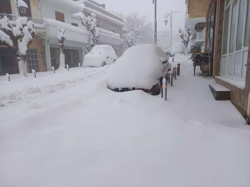 Μισό μέτρο χιόνι στα Ανώγεια (pics)