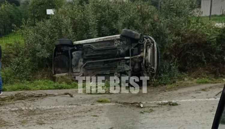 Τροχαίο: Ανετράπη το όχημα