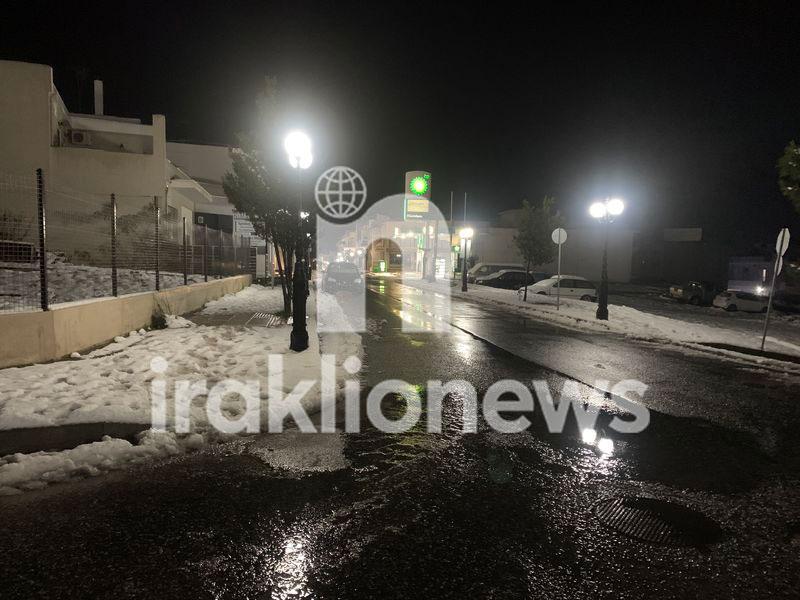 Στα λευκά Αρχάνες και Αρκαλοχώρι (pics+vid)