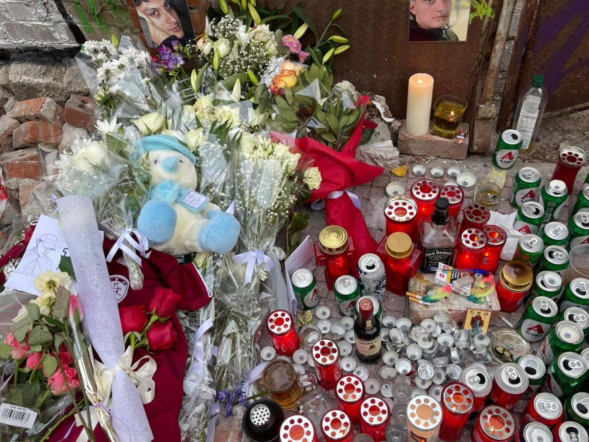 "Καλό ταξίδι Νίκο": Συγκινητικοί "αποχαιρετισμοί" στον 22χρονο φοιτητή από την Κρήτη (pics)