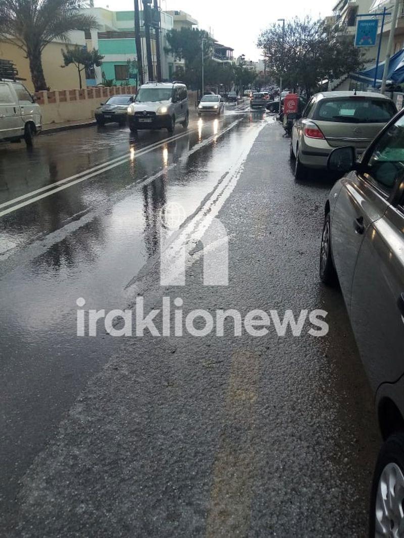 Στα λευκά μέσα σε λίγα λεπτά το Ηράκλειο (pics)