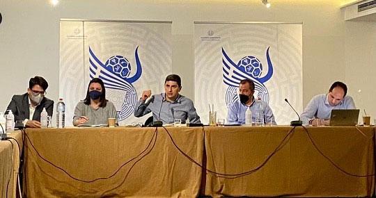 Συσκέψεις Αυγενάκη στο Ηράκλειο για τις προετοιμασίες των σπουδαίων διεθνών διοργανώσεων