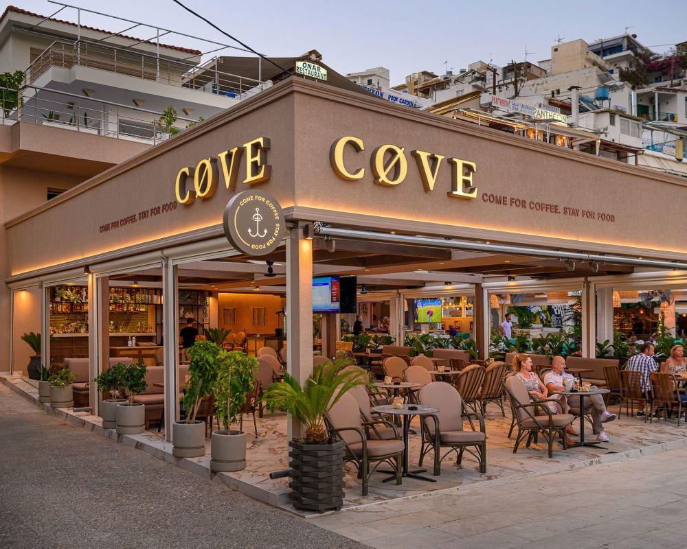 Cove Cafe στην Αγία Γαλήνη - Come for coffee stay for food!