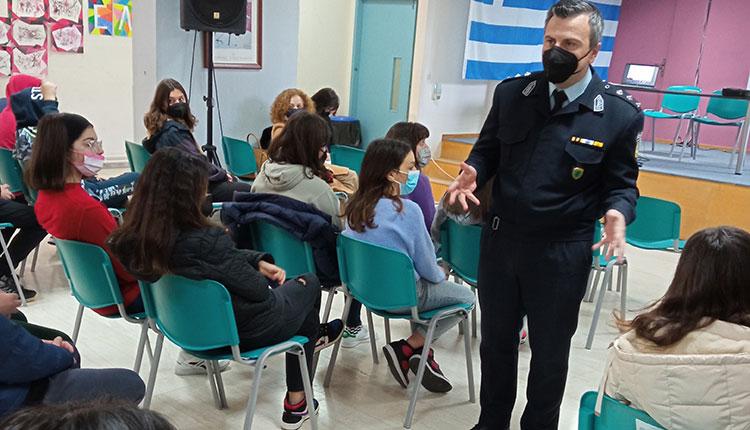 Επιμορφωτική συνάντηση στο Γυμνάσιο Γαζίου από τον Διοικητή της Τροχαίας Ηρακλείου