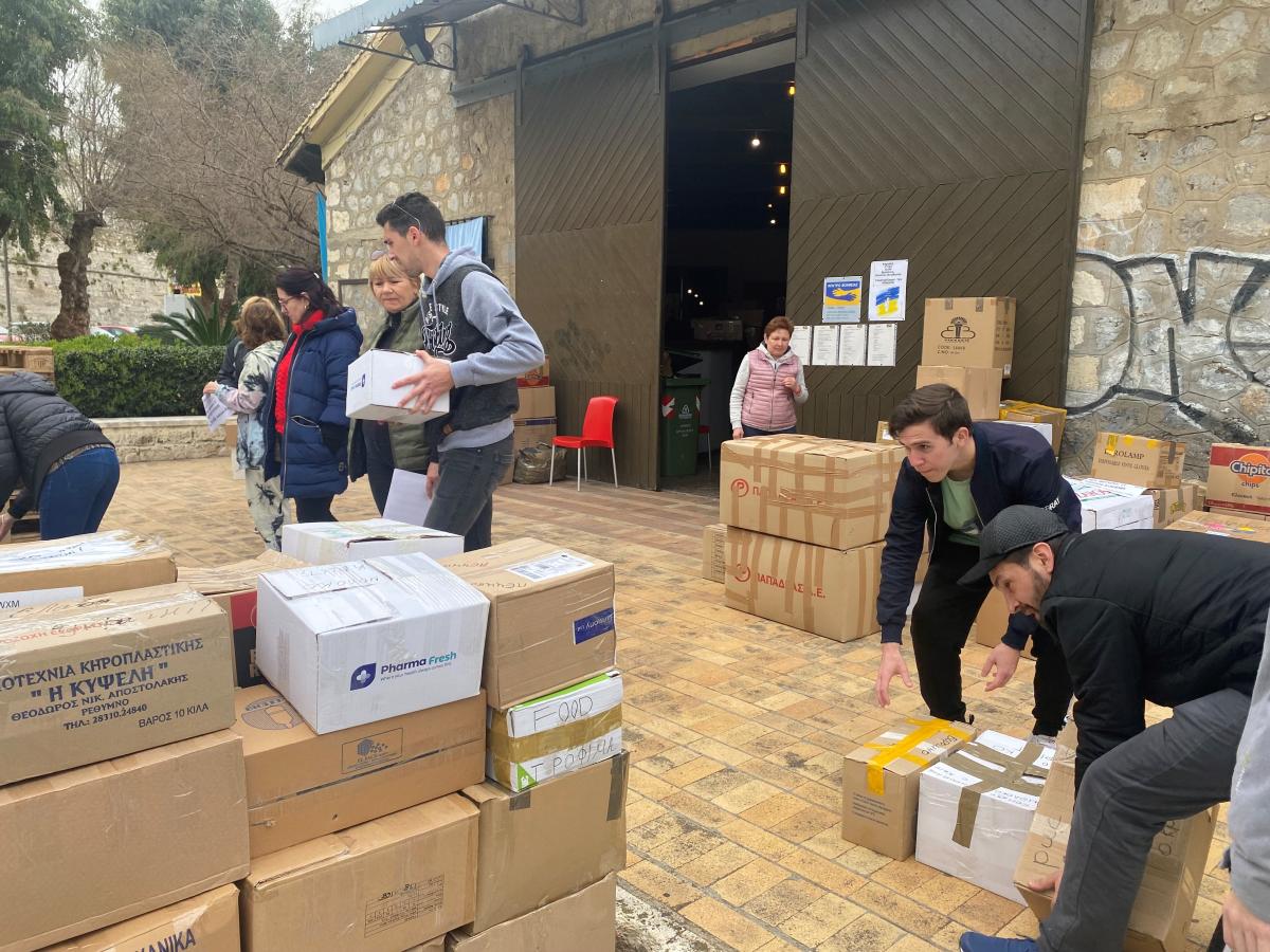 Ένα ακόμη φορτηγό με ανθρωπιστική βοήθεια από τον Δήμο Ηρακλείου προς τον ουκρανικό λαό (pics)
