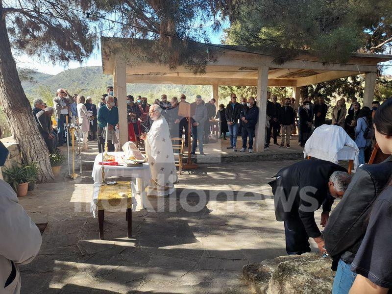 Τίμησαν τον Άγιο Γεώργιο στους Βώρρους (pics)