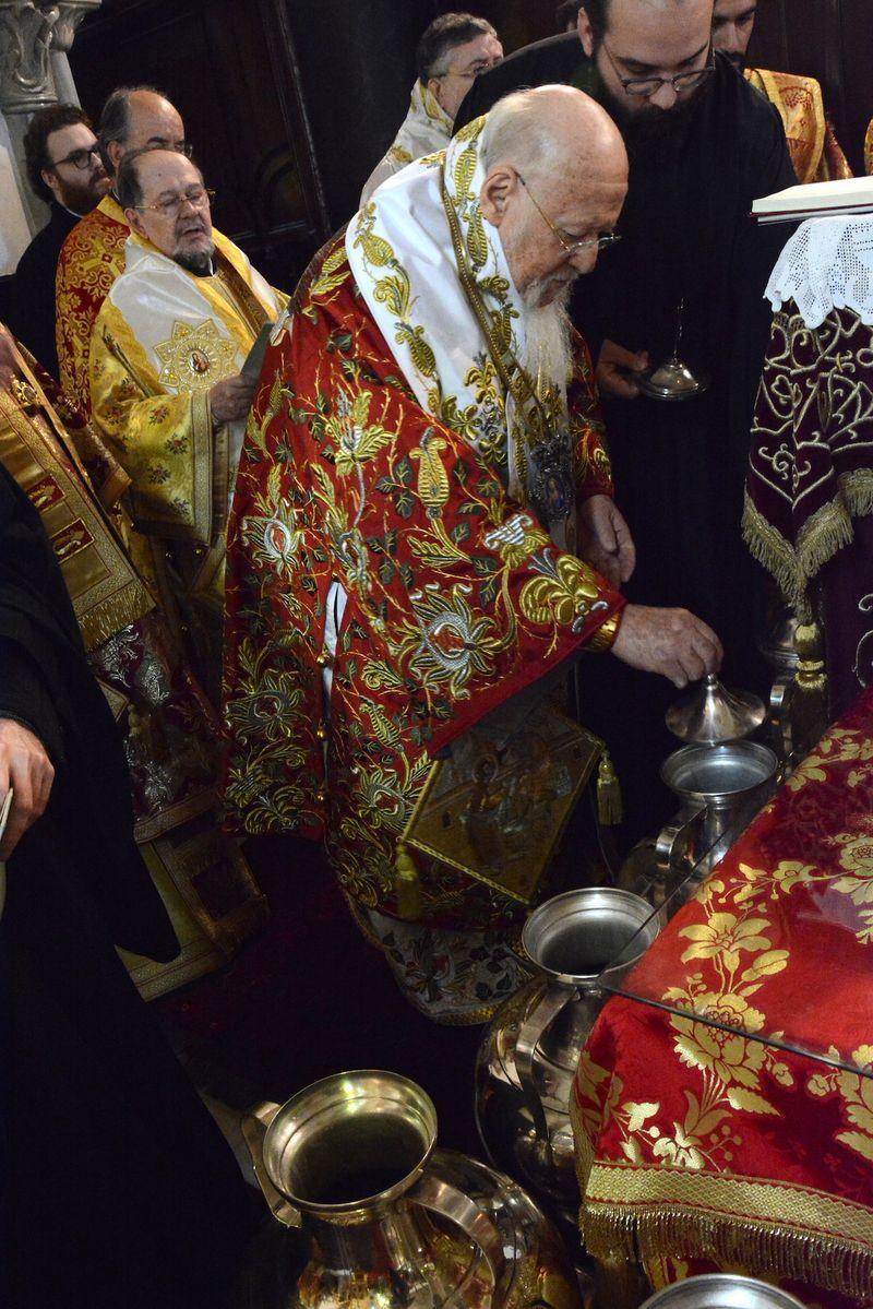 Ολοκληρώθηκε ο Καθαγιασμός του Αγίου Μύρου στο Οικουμενικό Πατριαρχείο (pics)