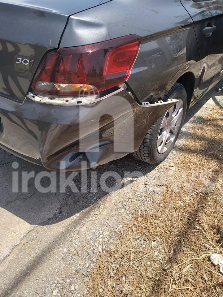 Ηράκλειο: Ακόμη ένα τροχαίο - Σύγκρουση μηχανής με αυτοκίνητο (pics)