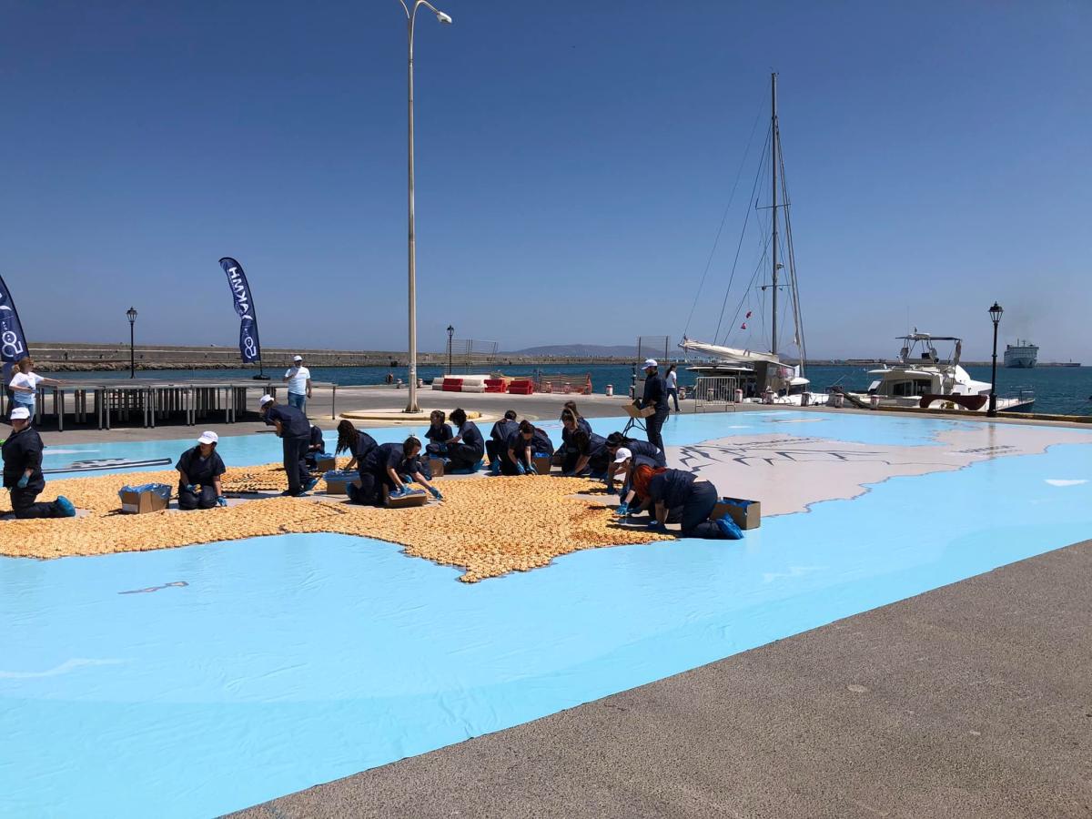 Ηράκλειο: Ρεκόρ Γκίνες για την Κρήτη με … 32.000 καλιτσούνια! (pics)