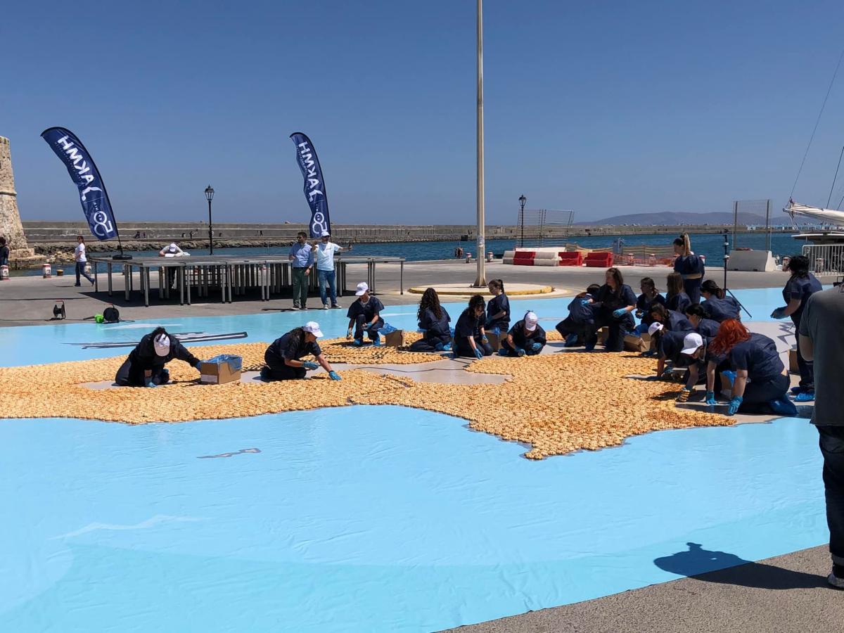 Ηράκλειο: Ρεκόρ Γκίνες για την Κρήτη με … 32.000 καλιτσούνια! (pics)