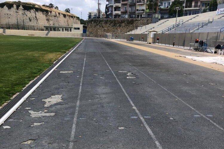 Έκπτωτος ο ανάδοχος του έργου αντικατάστασης του ασφαλτοτάπητα στο ΕΑΚΗ (pics)