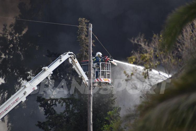 Οι εικόνες που έρχονται από τη ΒΙΠΕ φανερώνουν και το μέγεθος της φωτιάς