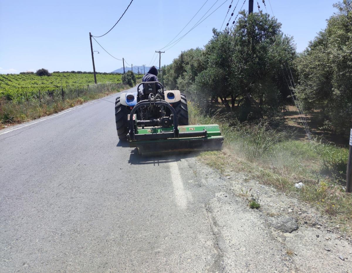 Συνεχίζονται οι καθαρισμοί και οι αποψιλώσεις στο Δήμο Μαλεβιζίου