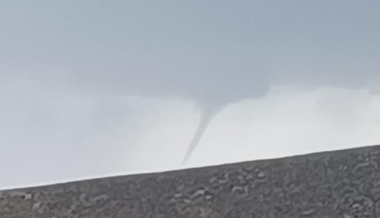 Ηράκλειο: Υδροστρόβιλος που κόβει την ανάσα στον Καρτερό!