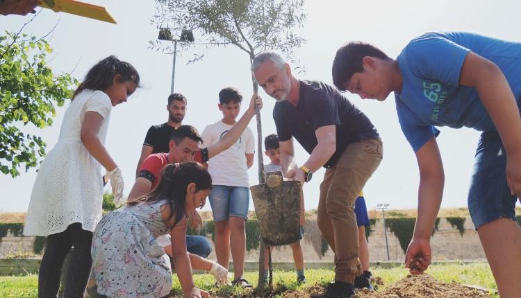 Refugee Week Greece: Παρών στην δράση «Φύτεψε ένα σπόρο» ο Δήμαρχος Ηρακλείου (pics)
