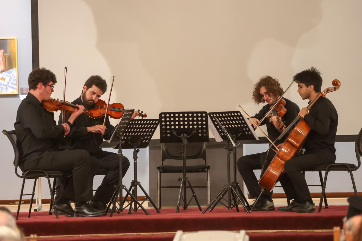 Συγκίνηση στη βράβευση του Ιωσήφ Σηφάκη! (pics) 7 Συγκίνηση στη βράβευση του Ιωσήφ Σηφάκη! (pics)