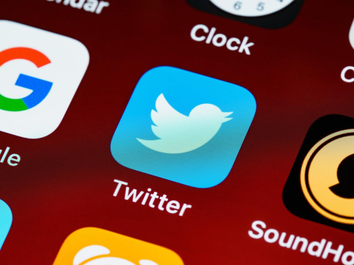 Ξεκινά ο «πόλεμος» με Twitter - Κομισιόν - «Επέλεξε την αντιπαράθεση»