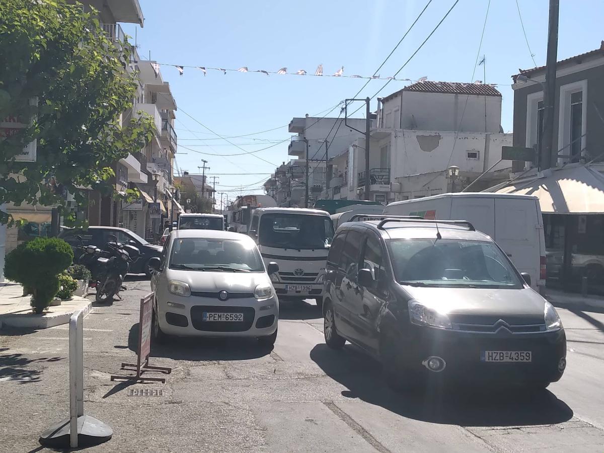 Τυμπάκι: Με μεγάλη συμμετοχή κατευθύνονται προς το αεροδρόμιο Ηρακλείου για το αγροτικό συλλαλητήριο (pics) 3 Τυμπάκι: Με μεγάλη συμμετοχή κατευθύνονται προς το αεροδρόμιο Ηρακλείου για το αγροτικό συλλαλητήριο (pics)