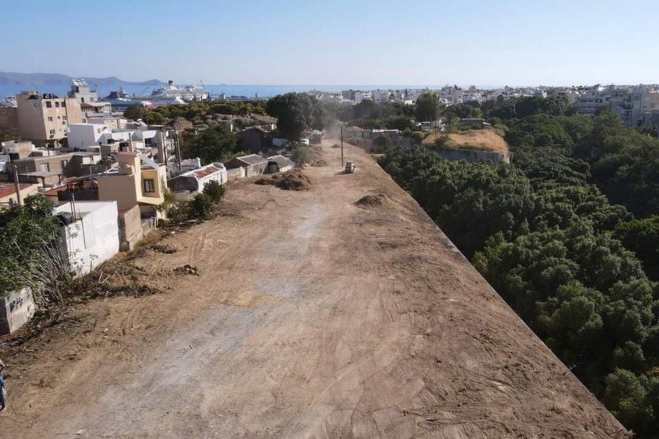 Ηράκλειο: Ξεκίνησαν οι εργασίες στη περιοχή της Βίγλας! (pics) 4 Ηράκλειο: Ξεκίνησαν οι εργασίες στη περιοχή της Βίγλας! (pics)