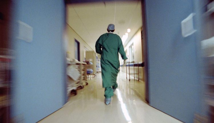 ΕΣΥ-Χειρουργεία: Έρχεται νέα εφαρμογή – Πώς θα βλέπουν οι πολίτες την αναμονή ανά νοσοκομείο