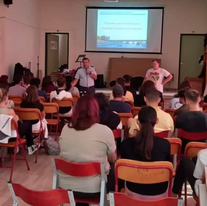 “Ο κ. ΚΟΚ στο Survivor” με τους μαθητές του Ευρωπαϊκού Σχολείου (pics) 9 “Ο κ. ΚΟΚ στο Survivor” με τους μαθητές του Ευρωπαϊκού Σχολείου (pics)
