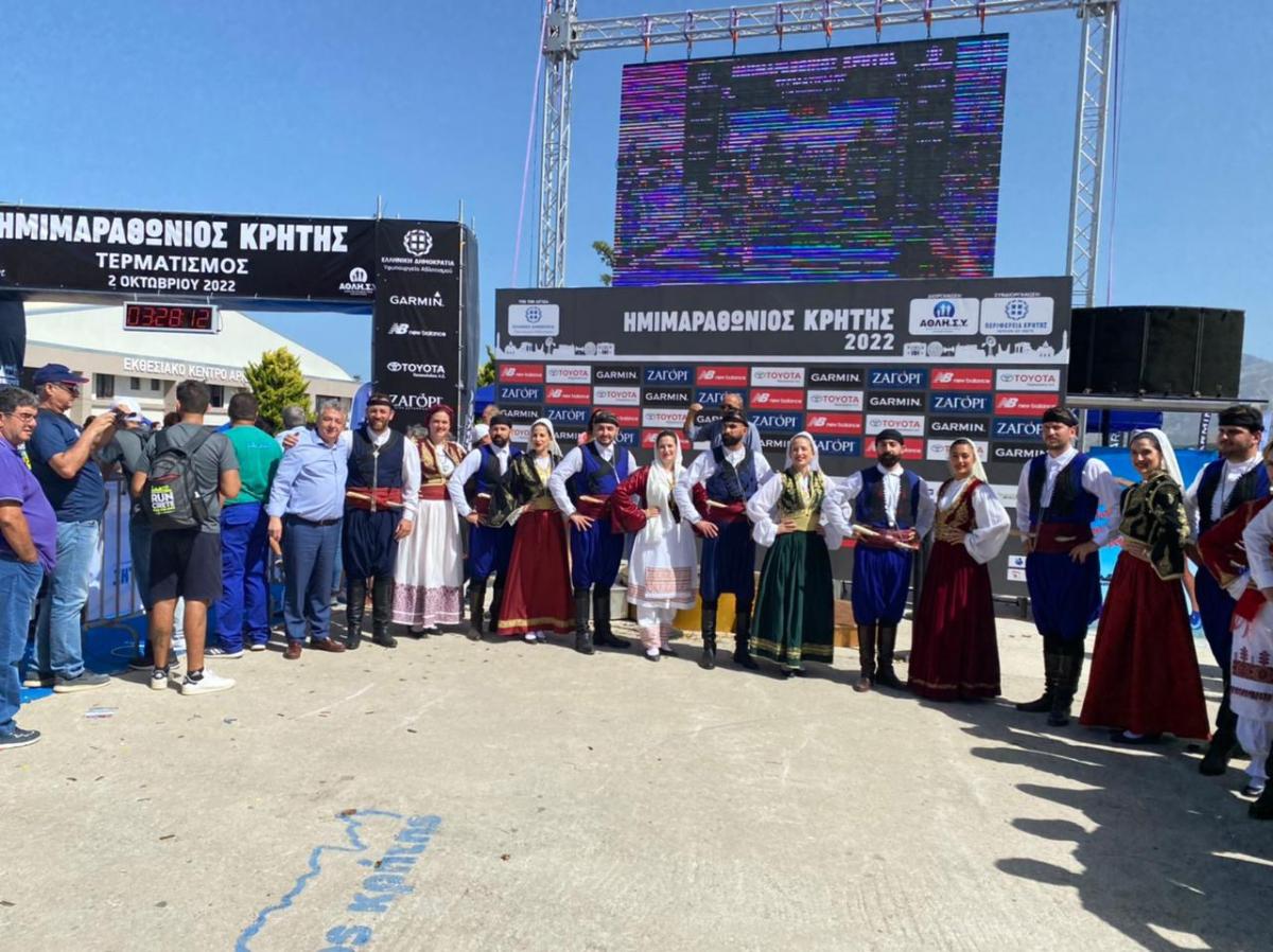 Χιλιάδες αθλητές στον Ημιμαραθώνιο Κρήτης (pics , vid)