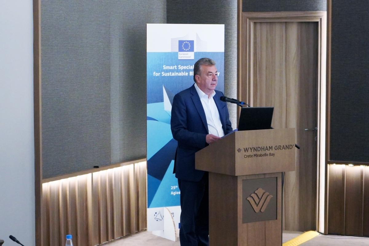 Στ. Αρναουτάκης: «Η Περιφέρεια Κρήτης είναι έτοιμη να πρωτοπορήσει και στην Γαλάζια Οικονομία» (Pics+Vid)