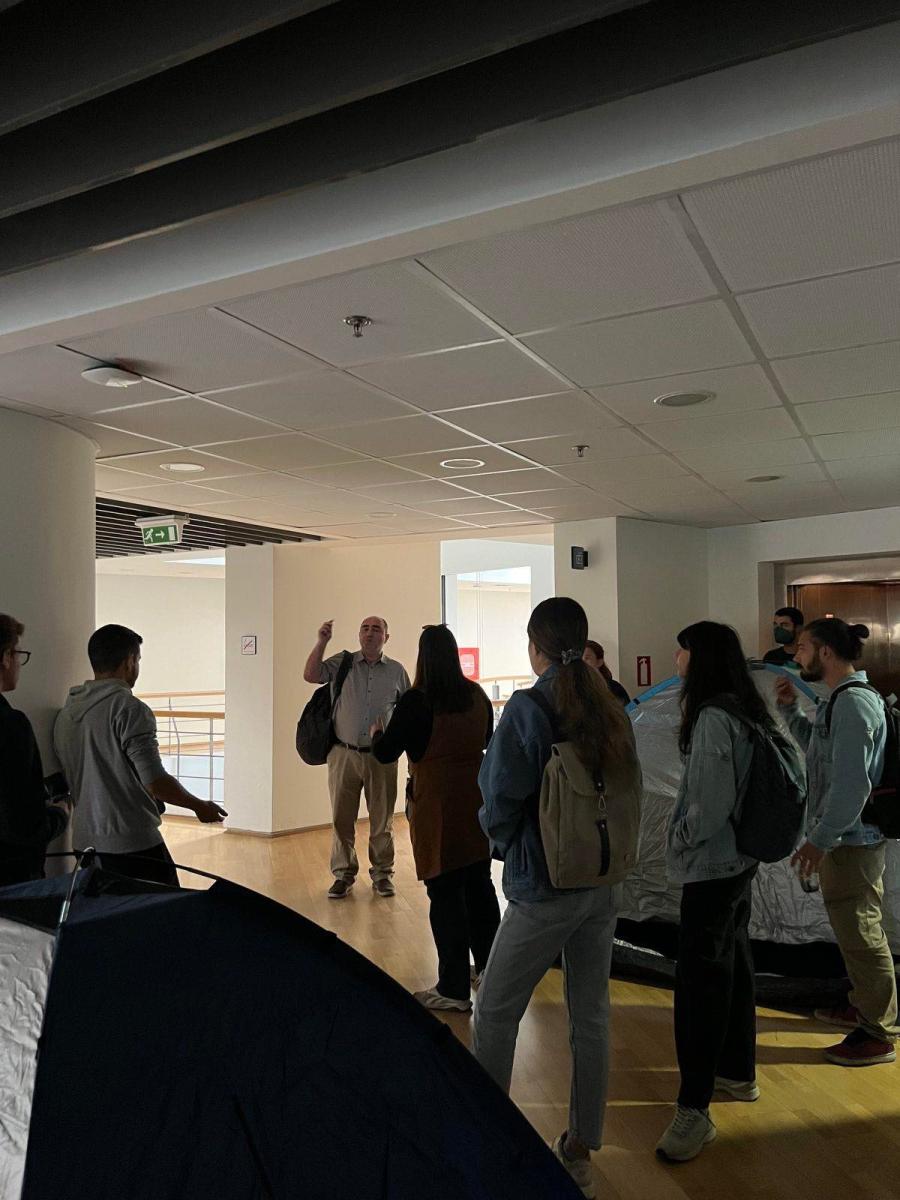 Κατάληψη της Πρυτανείας στο Πολυτεχνείο Κρήτης - "Διαγωνισμός φτώχειας η στέγαση στις εστίες" (pics) 5 Κατάληψη της Πρυτανείας στο Πολυτεχνείο Κρήτης - "Διαγωνισμός φτώχειας η στέγαση στις εστίες" (pics)