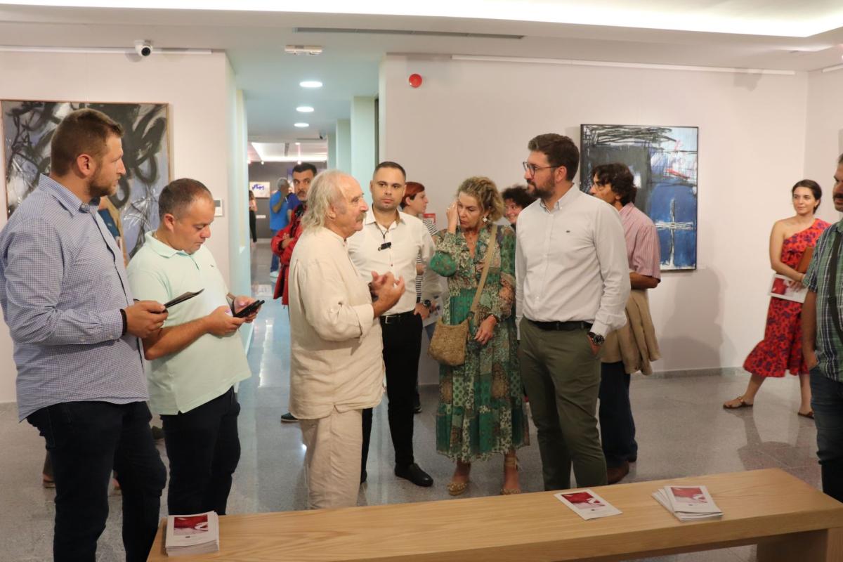 Άνοιξε τις πύλες της η έκθεση ζωγραφικής «Ιχνογραφίες της Κρήτης» στη Δημοτική Πινακοθήκη Μαλεβιζίου