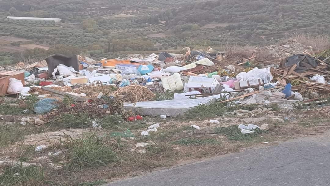 Μήνυση κατά αγνώστων για το σκουπιδότοπο του Αστριτσίου (pics)