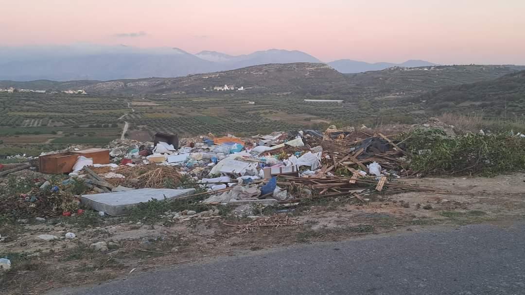 Μήνυση κατά αγνώστων για το σκουπιδότοπο του Αστριτσίου (pics)