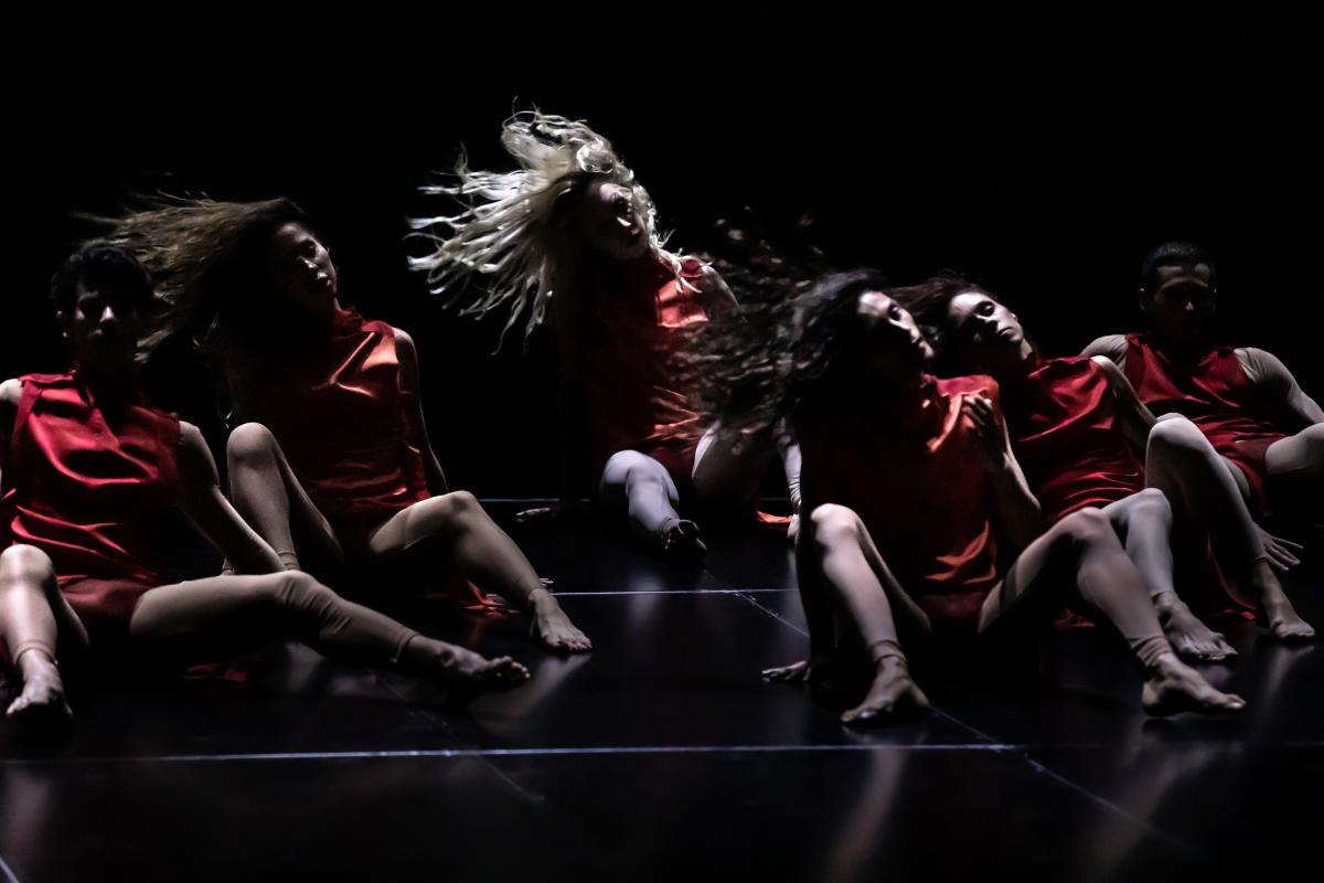 Ο κορυφαίος Κρητικός χορογράφος Αντώνης Φωνιαδάκης στο Πολιτιστικό Ηρακλείου (vid)