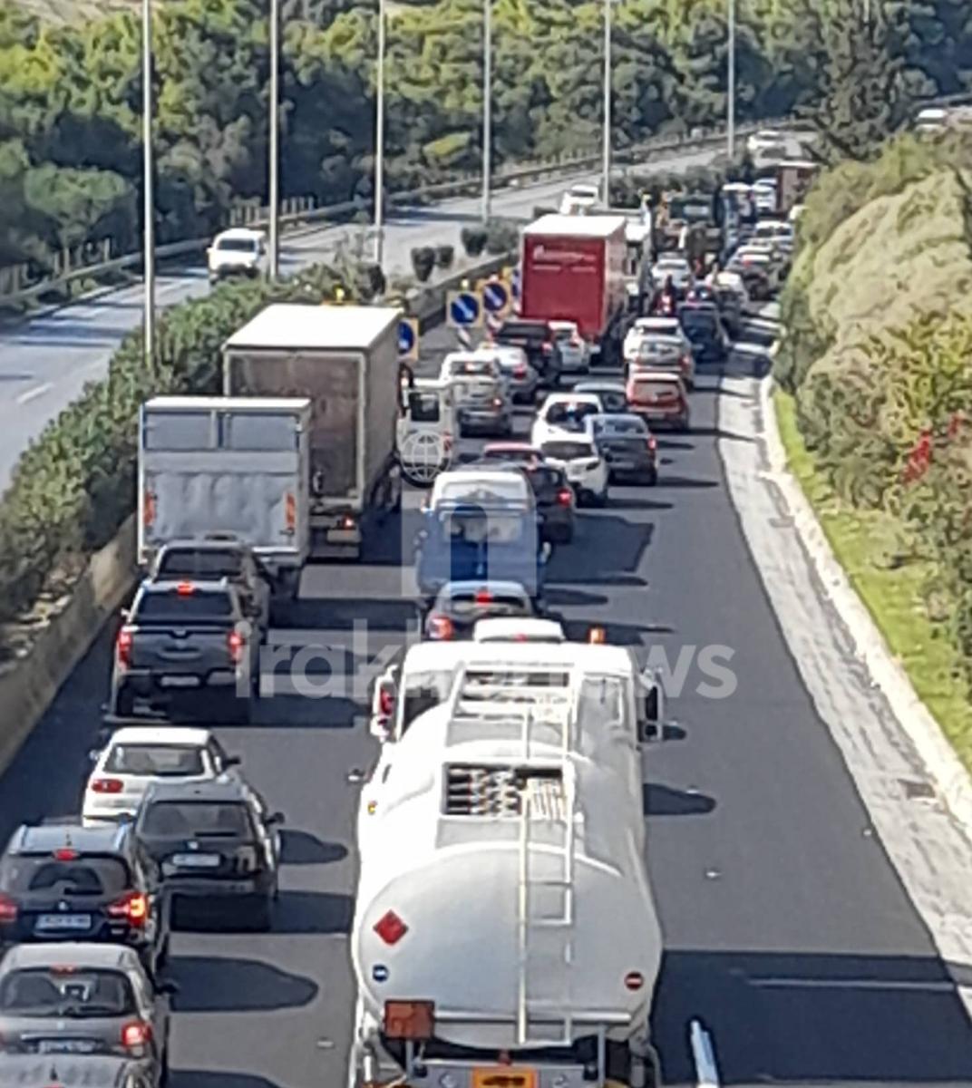 Ανυπόφορη η κατάσταση για ακόμη μια μέρα στον ΒΟΑΚ 4 Ανυπόφορη η κατάσταση για ακόμη μια μέρα στον ΒΟΑΚ