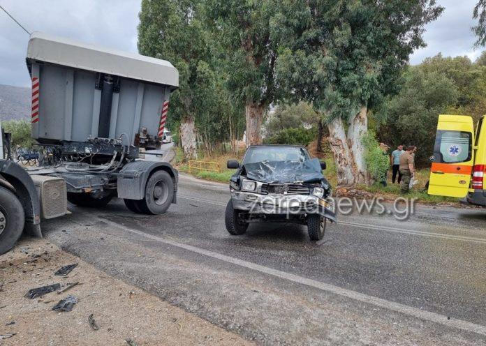 Τροχαίο με τραυματισμό και κυκλοφοριακό πρόβλημα στο Βλητέ Χανίων (vid+pics)
