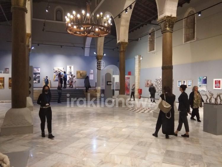 Εντυπωσιάζει η Έκθεση «Ισορροπία – Το αμετάθετο χρέος» (pics)