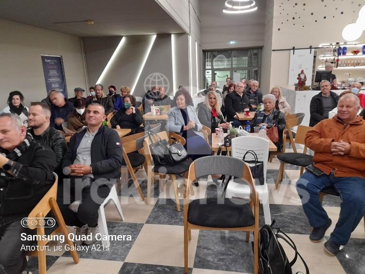 Ξεκίνησε η παρουσίαση του νεου βιβλίου του Στάθη Μονιάκη 5 Ξεκίνησε η παρουσίαση του νεου βιβλίου του Στάθη Μονιάκη