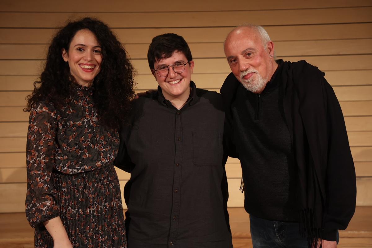 Θερμό χειροκρότημα στην παράσταση «Γέρμα – el cuerpo muerto», στο πλαίσιο των «16ήμερων Δράσεων της Περιφέρειας Κρήτης για την Πρόληψη και την Καταπολέμηση της Βίας κατά των Γυναικών και των Κοριτσιών»