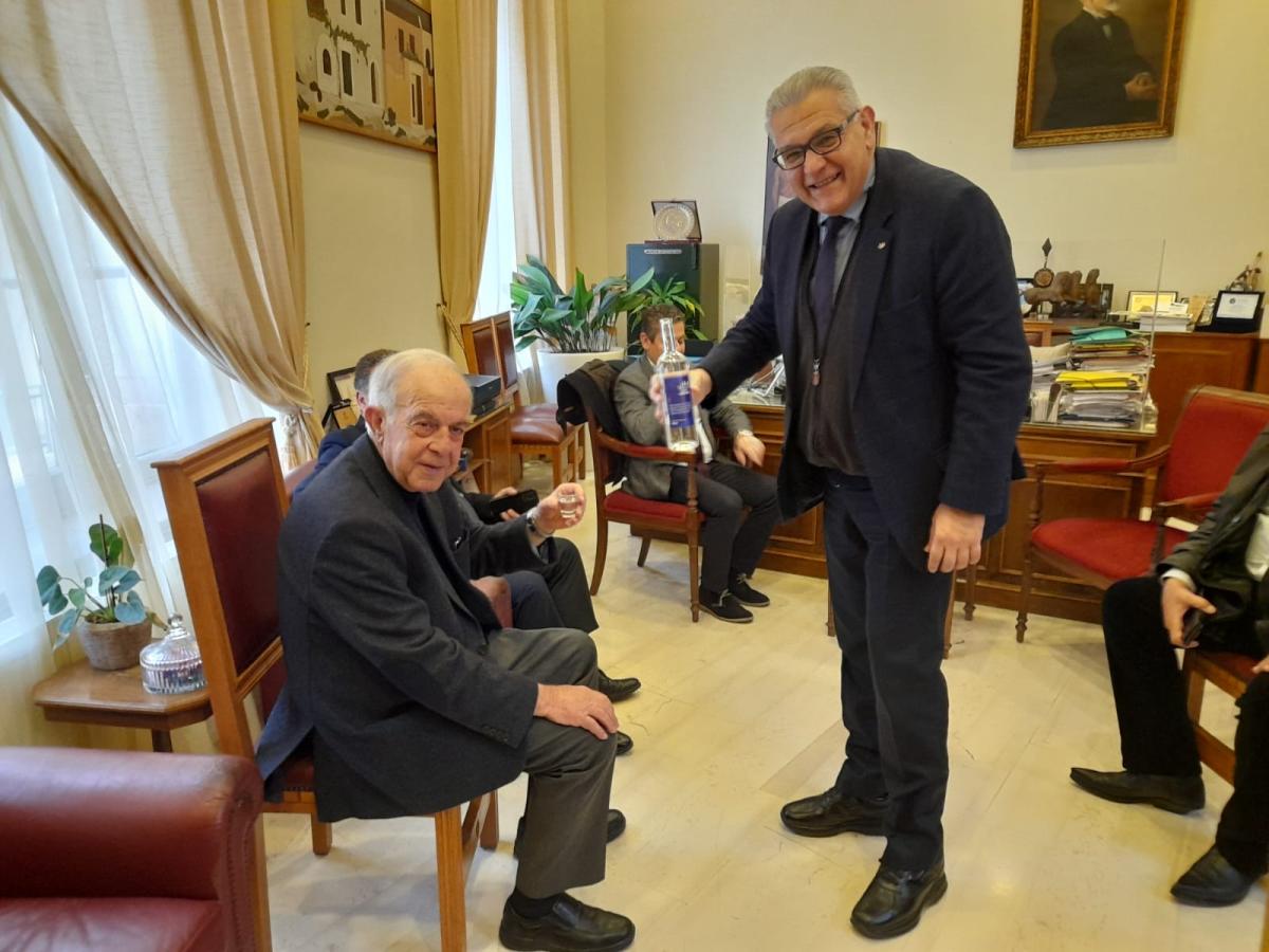 Έδωσε τις ευχές της η Δ.Ε.Ε.Π (Νο.Δ.Ε.) στους Φορείς της πόλης (Pics)
