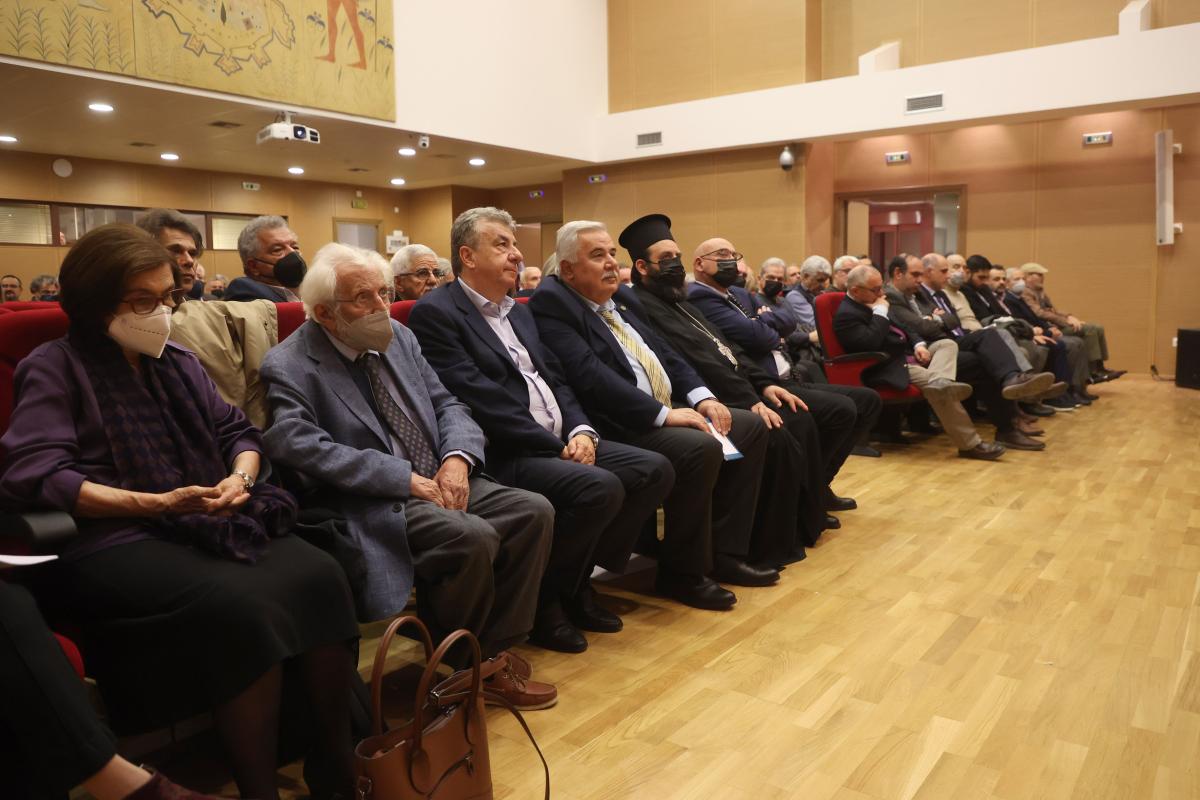 Συγκίνηση στην Τελετή Απονομής του Βραβείου «Ηθικής Τάξεως» 2022 του Δήμου Ηρακλείου στον Γιώργο Γραμματικάκη (Pics) 5 Συγκίνηση στην Τελετή Απονομής του Βραβείου «Ηθικής Τάξεως» 2022 του Δήμου Ηρακλείου στον Γιώργο Γραμματικάκη (Pics)