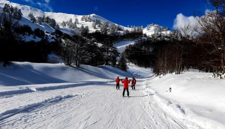 Πρωτοχρονιά στα χιονοδρομικά της Ελλάδας (vid)