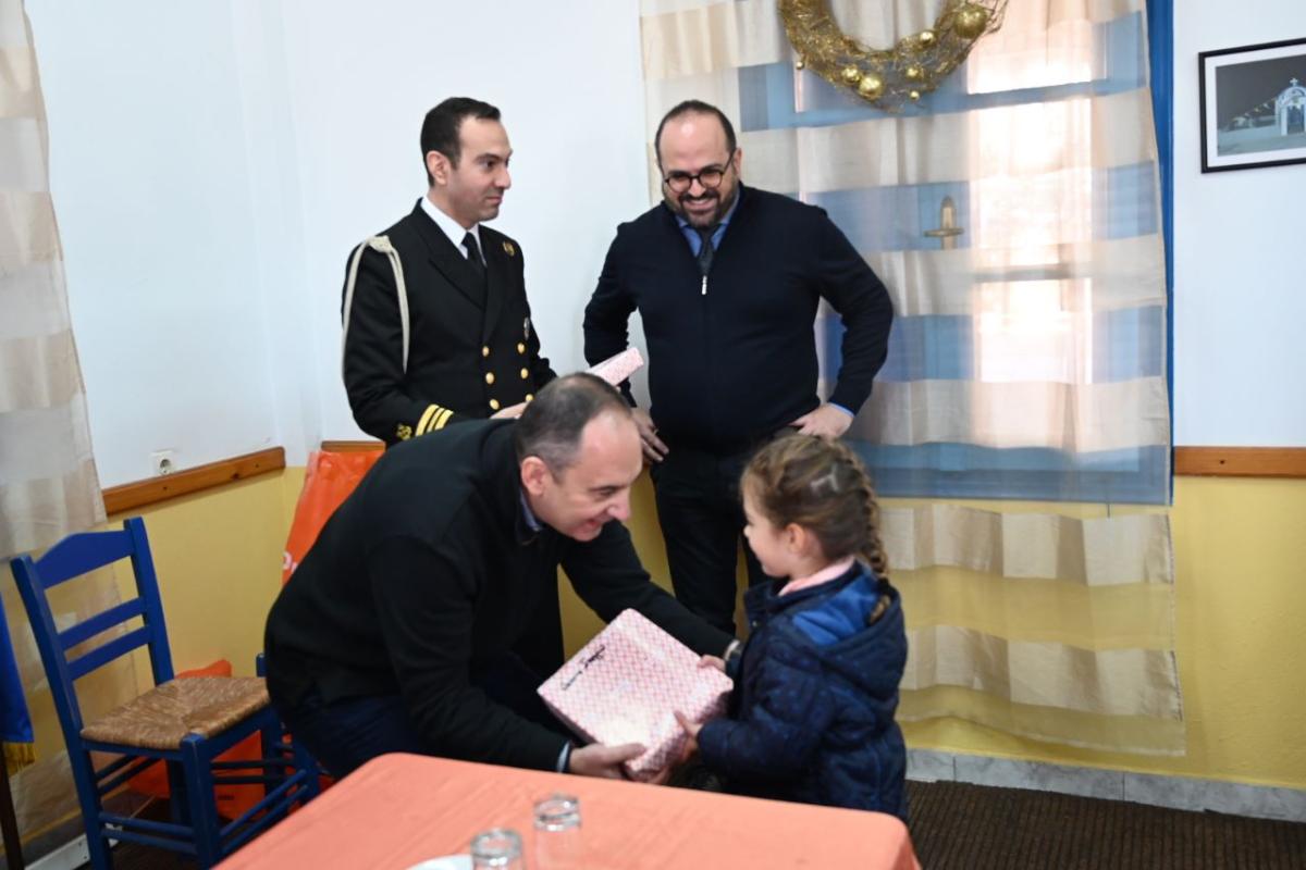 Γ. Πλακιωτάκης από το Αγαθονήσι: Προτεραιότητα η βελτίωση των συνθηκών της ζωής των νησιωτών μας 5 Γ. Πλακιωτάκης από το Αγαθονήσι: Προτεραιότητα η βελτίωση των συνθηκών της ζωής των νησιωτών μας